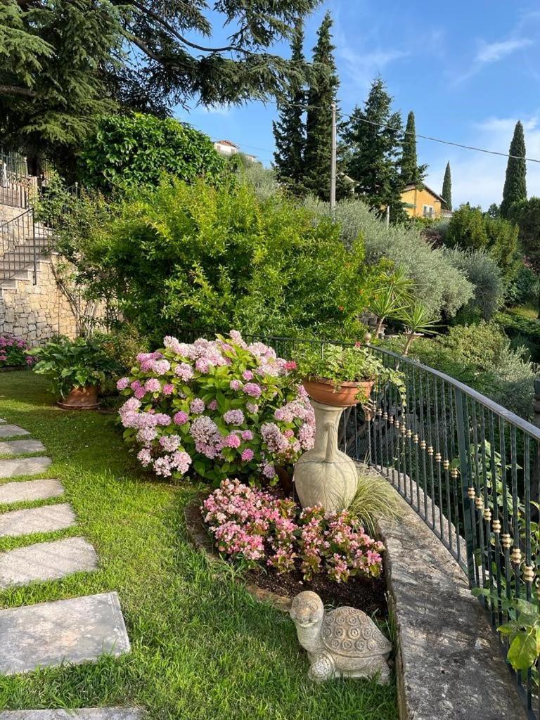 Appartamento La Perla Torri Del Benaco Εξωτερικό φωτογραφία